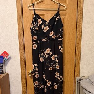 Black Floral V-Neck Spaghetti Strap jumpsuit
